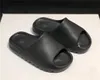 Plataforma de espuma plataforma chinelor de sandália tênis resina tripla preta preta osso terra marrom masculino slides estilistas sandálias O belo preço baixo preço 35-45