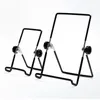 Mobiele telefoon Mounts Houders Mobiele Tablet PC IJzeren Wire Frame Desktop Koeling Vouwende Beugel Houder voor Ipad Stand Hoofdsteun Mount