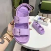 2021 Designer Damen Sandale mit Mini Strap Schnalle Gummi Sohle Platform Sandalen Candy Cartoons Slides Summer Beach Casual Shoes Box