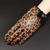 Cinco dedos luvas femininas leopardo couro genuíno inverno engrossar que quente conduzindo o arco feminino touch touch tel screen h89