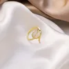 Temperament bling opal tulpan charm ringar för kvinnor mujer mässing guld blomma justerbar öppen ring elegant koreansk smycken kluster