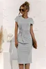 Мода летние повседневные платья MIDI для женщин с короткими рукавами с короткими рукавами витая стройная подходящая базовое платье A-линии сплошные платья женские Vestidos 210514