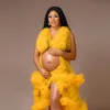 Sexy Goldrüschen Umstandskleid Roben für Fotoshooting oder Babyparty Schicke Frauen-Abschlussballkleider Langarm Fotografie-Robe Schwangerschaft