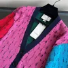 Kolnicze patchwork Wzór mody List mody Jacquard sweter sweter jesień Projektowanie osobowości płaszcze dziewcząt