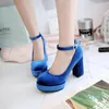 Kledingschoenen plus size lente mode fluweel fluweel hoge hakken vrouw enkel banden kantoor bruiloft Mary Jane Green Footwear dames pumps