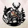 白樺の木の森の鹿の壁アート森林の装飾ビニールレコード時計Mancave狩猟クラブ動物ヴィンテージ211130