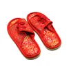 Pantofole in broccato di seta con nodo cinese realizzate a mano Bomboniera per bomboniere per donne adulte Fondo in gomma per interni9381189