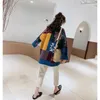 Kadın tasarımcı kazak kalınlaşmış rahat moda kontrast rengi büyük boy gevşek örgü hırka