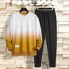 Tuta da uomo Colore sfumato Felpe con cappuccio casual Set Felpe con cappuccio in pile maschile + Pantaloni Set di due pezzi Hip Hop Streetwear Tuta sportiva Abbigliamento 210806