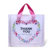 50pcs / lot plast Presentkasse 30 * 25cm med handtag Flower Cartoon Gullig presentpåse Stora Shopping Cloth Party Candy Packaging Väskor