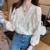 Puff Sleeve Lace Solid Kvinnor Blus V-Neck Plus Size Loose Shirts för Tops Broderi Office Lady Knappskjorta 13430 210512