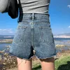 Sommar tunna denim shorts kvinnliga koreanska lösa hög-midjade en linje bredben hål kort femme 9404 50 210510