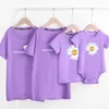 Familj titta matchande outfits t-shirt kläder mor far son dotter barn baby korta ärmar söta utskrift 210429