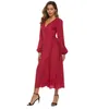 Abito lungo rosso a maniche lunghe a lanterna per Natale Donna Sexy con scollo a V Fessura Moda primavera Abiti a tunica sciolti Eleganti signore 210527