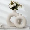 round flower vases