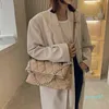 Bolso de moda Tote Mujer Marca Cadenas breves Gran capacidad Personalidad Todo-fósforo Crossbody Hombro Otoño