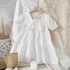 2-7t幼児子供赤ちゃん女の子服夏半袖ホワイトレースのドレスエレガントなフリル綿の緩いサンドレスかわいい甘いドレスQ0716