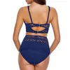 Costumi da bagno da donna Bikini estivo sexy da donna con scollo a V Top in pizzo all'uncinetto e pantaloncini a vita alta Costume da bagno tinta unita Due