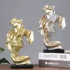 NORTHEUINS 26cm Resin Couple Mask Kissing Lover Figurines Creative Valentine's Day Present Desktop Art Statue Home Decor Object 211108