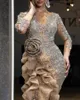 Plus Size Gold Sequins sjöjungfrun Prom -klänningar Eleganta långa ärmar Kvällsklänningar från axelkvinnor Billiga High Split Formal Dress 201934