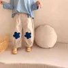 Pantaloni casual a fiori blu in stile giapponese per ragazze Pantaloni larghi in cotone primaverile 2-7 anni 211103