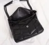 ラムスキンの女性のバッグ LOULOU パファーファッションソリッドカラーカバーショルダークロスボディクラウドメッセンジャーバッグ女性デザイナーの高級キルティングミディアムリアルレザーハンドバッグ