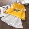 Bear Leader Baby Girls Spring Preppy Style Kostium Dzieci Dziewczyna List Druku Dresses Chidlren Patchwork Ruffles Casual Odzież 210708