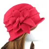 Stingy Brim Chapeaux Seau Cap Vintage Fleur Décor Feutre Chapeau Solide À La Main Mélange De Laine Épais Chaud Femmes Hiver Mode Accessoires