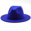 Fedoras는 Fedora 모자를 여성을위한 Fedora 모자를 느꼈다 남자 남성 모자 숙녀 넓은 브림 모자 여자 남자 재즈 파나마 모자 가을 겨울 도매 26colors