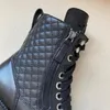 Mezzi stivaletti Pelle di vitello nera Qualità del tacco spesso Stivale da cavaliere Scarpe stringate piatte Apertura con cerniera regolabile Stivali da motociclista Calzature di fabbrica di design di lusso da donna 35-42