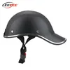 casco de café racer