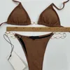 Biquini Banhistas Luxo Split Swimsuit Designer Corrente de Metal Beachwears Mulheres Jovens Biquíni Sexy Senhoras Verão Roupas de Banho de Cor Sólida Para Presente