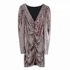 Femmes Mode Sexy Party Sequinsfold Dress Femme Club Shine Puff SleeveV-Neck Robes 210531