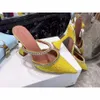 2021PERFECT Qualité officiel Amina Muaddi Femmes 95 mm Gilda Embellie Mules Amina Muaddi Crystal High Heel9982054