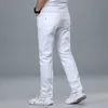 Jeans masculinos homens brancos plus size 36 38 40 solto calças vermelhas de grandes dimensões esticadas denim homens casual slim fit reto elástico m245a