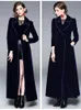 Kvinnors Trench Coats Runway Designer Kvinnor Vintage Notched Krage Röd Vin Velvet Maxi Coat Höst Vinter Mode Tjock Varm Lång Outwear