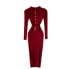 Dames à manches longues noir tricoté robe femmes et automne hiver mode élégant simple boutonnage mince rouge pull femme 210514