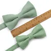 Suede Bow Tie Solid Color Soft Classic Shirts Bowtie Bowknot Adult Barn Fjärilskravar för bröllop Jul Present224o