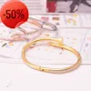 Titanium Steel Diamond Nail Bracelet Ladies European и American Fashion Big Populate Single Row Pulseira Jewelry8072445