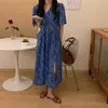 Blue Elegance V-Col V-Col Lâche Manches Puff Summer Sweet Chic Florals OL Doux Robe longue Streetwear Robes 210525