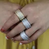 2021 Lyx Fashion Gold Silver Färg Vit Engagemang Bröllop Band Eternity Ring för Kvinnor Julklapp Kärlek Smycken