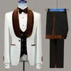 Nyankomst Blommig kostym för män Slim Fit Bröllop Smoking Marinblå sammet Lapel Brudgum Kostym Kostym Homme Groomsman Blazer