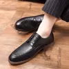 Luxury high quality Fashion designer men loafer shoes Beef tendon bottom Sewing thread Classical Flat Walking Dress Party Wedding Footwear