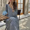 Casual klänningar 2022 Kvinnor vår sommar fashionabla elegant hög midja vintage koreansk stil blommig överdimensionerad dam lång klänning