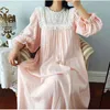 Damska Dress Lolita Dress Princess Sleepshirts Vintage Pałac Styl Koronki Haftowane Nightgowns.Victorian Nightdress Lounge Sleepwear