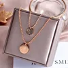 Colliers pendants Round médaille reine pièce titanium acier double chaîne femme collier clavicule chaîne filles longs sweater253c