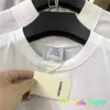 Rahat Baskılı Tatlı T-shirt Erkek Kadın Mor Metin Köpük Tee Hem Tekstil Mark Yama Tops 1: 1 Yüksek Kalite Tops
