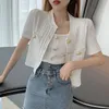 Summer Whited Suit Casual Fashion Gold Button manica corta Cardigan Top + Sexy Sling Vest Set a due pezzi Set femme 210519
