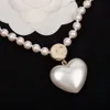 Stile alla moda Orecchino a forma di cuore con goccia di alta qualità con diamante e colore bianco per il regalo di gioielli da sposa da donna con timbro sulla scatola PS3960