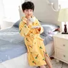 Kids Bathrobe para Meninos Primavera Inverno animado Animal Imprimir Pijama Quente Crianças Pijama Adolescente Banho Roupa Natação Vestuário 211130